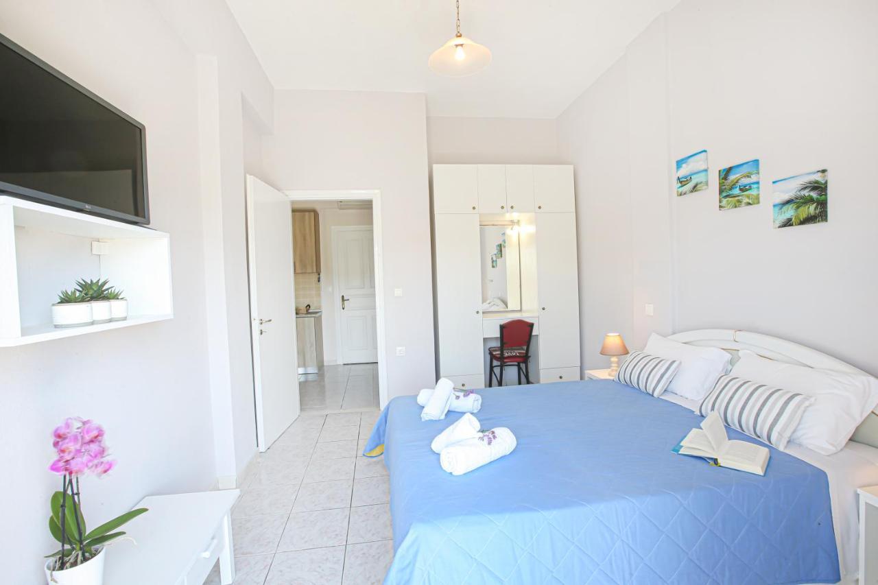 Angela's House By The Sea Daire